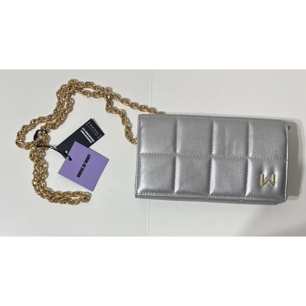 House Of Want Vegan‎ Purse/Wallet Crossbody Gold Chain SILVER Color Purse W/Tags